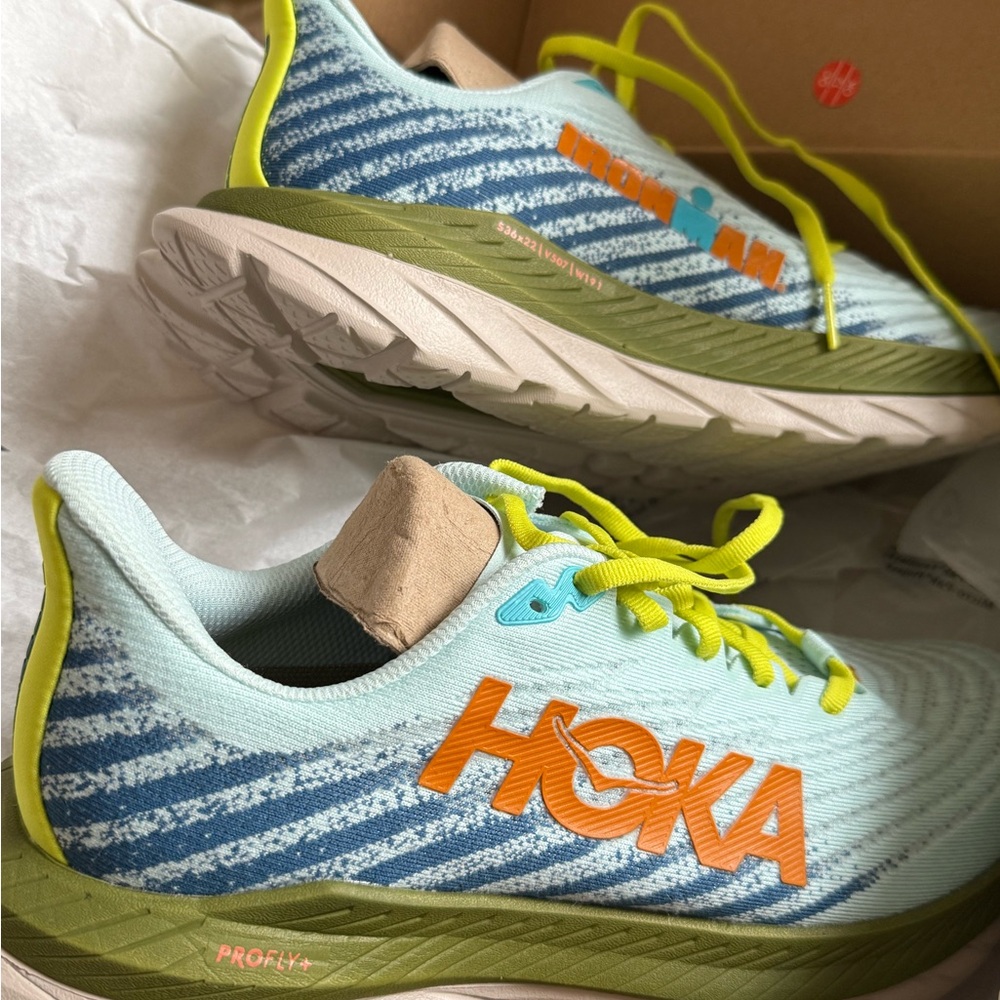 NIB Hoka IRONMAN Mach 5, Size 9.5